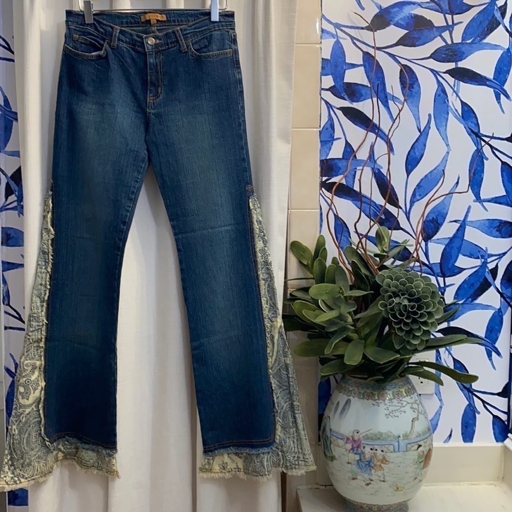 Women’s Retro Arden B Boho Flair Blue Jeans Size 6